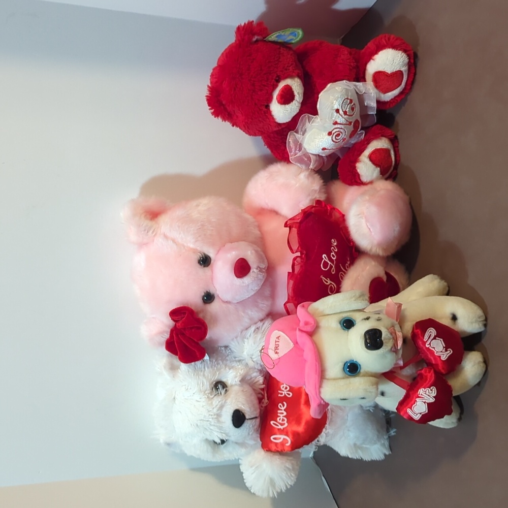 4 LOVE Stuffed Animals 3 Bears 1 Puppy Dog Soft Things WalMart Plush Rush